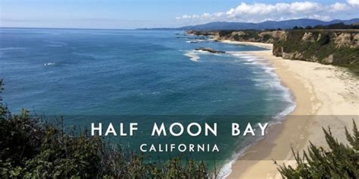 Are half moon bay beaches open?