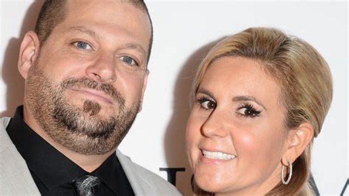 Are jarrod and brandi still in business?