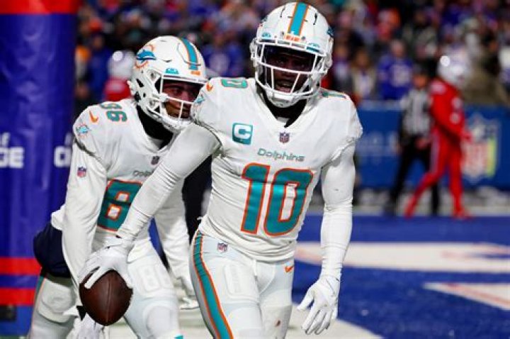 Are the miami dolphins in the playoffs?