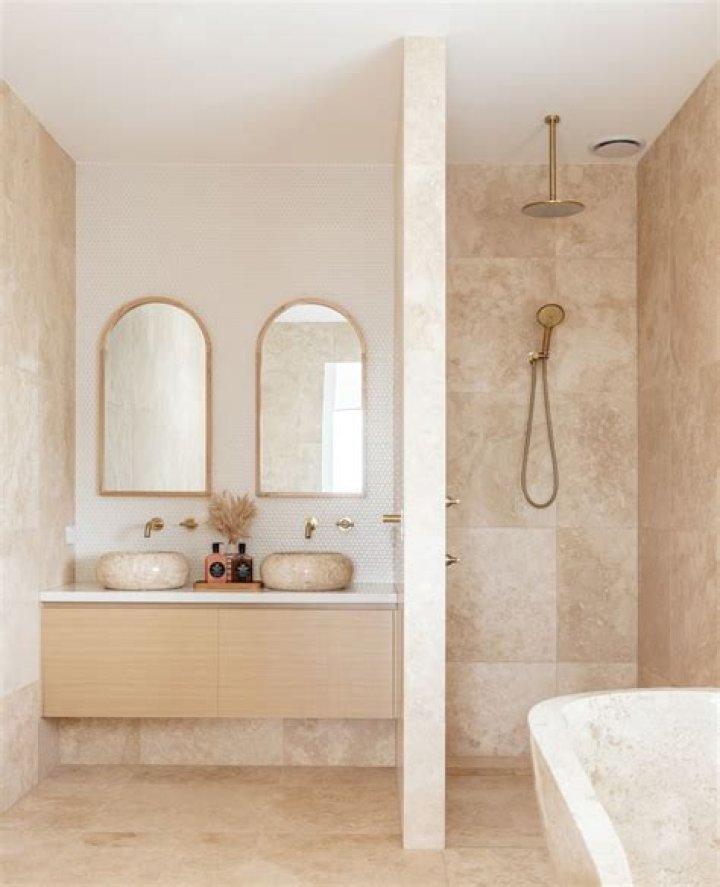 Can travertine be used in a shower?