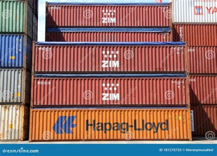 Can you stack open top containers?