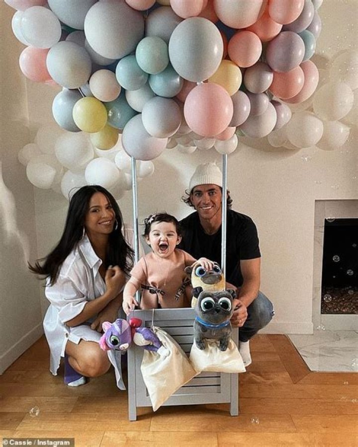 Did cassie have her baby?