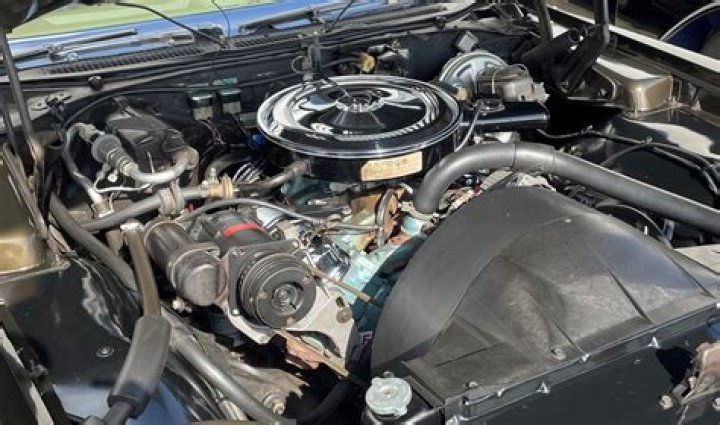 Did pontiac make a 428 engine?