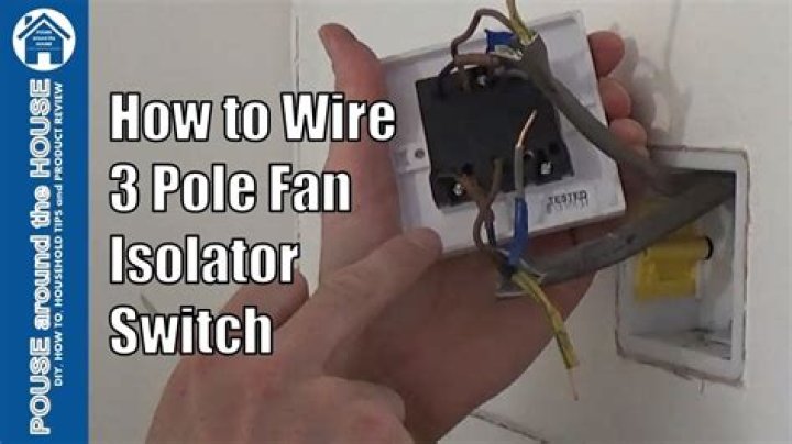 Do extractor fans need an isolation switch?