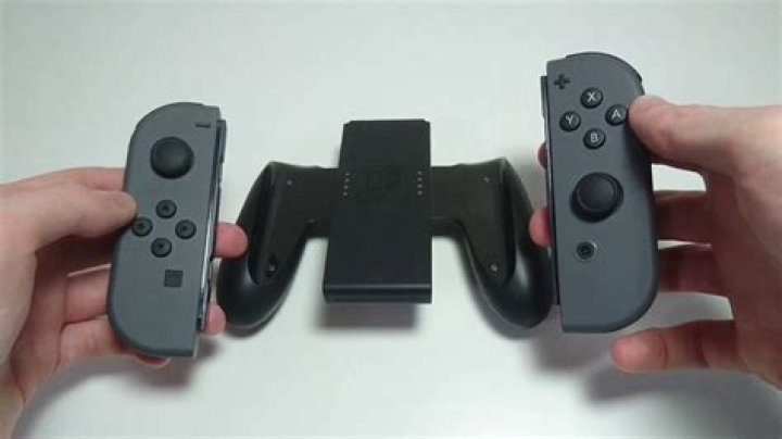 Do joy cons come with grip?