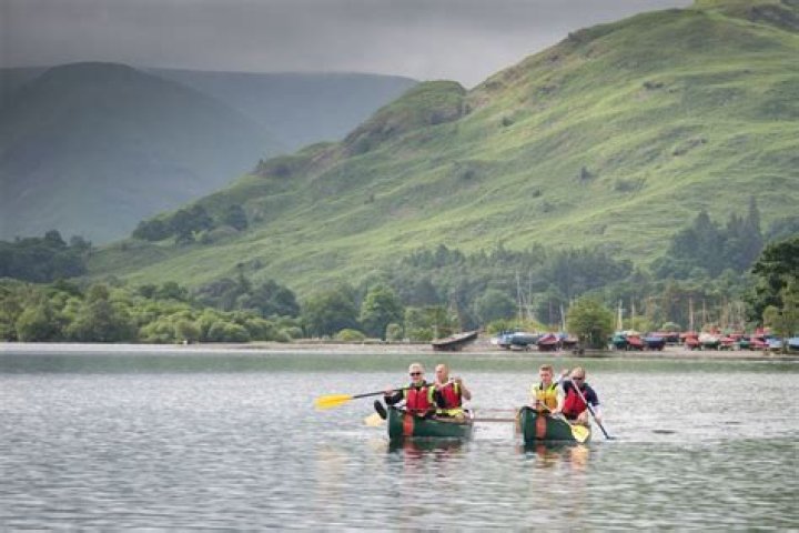 Do you get wet canoeing?