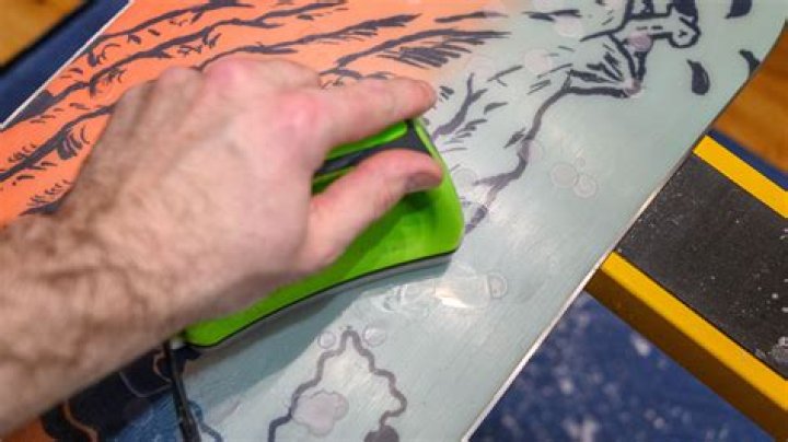 Do you need to wax an extruded base?