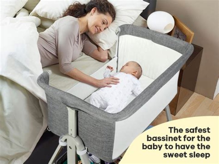 Does bassinet need to be right next to bed?