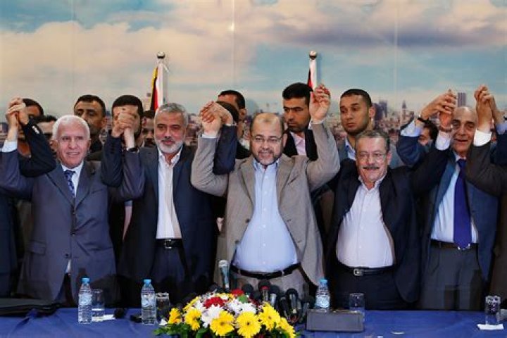 Does fatah recognize israel?