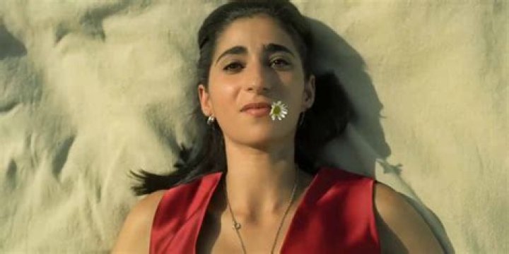 Does nairobi die in money heist 4?