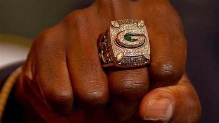 Does rodgers have a ring?