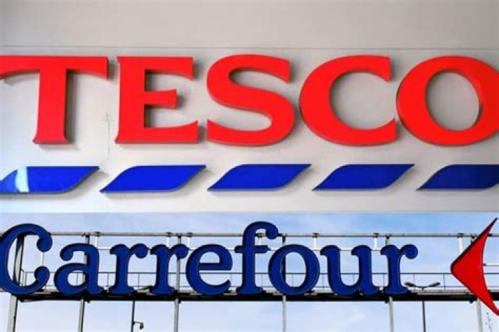 Does tesco own carrefour?