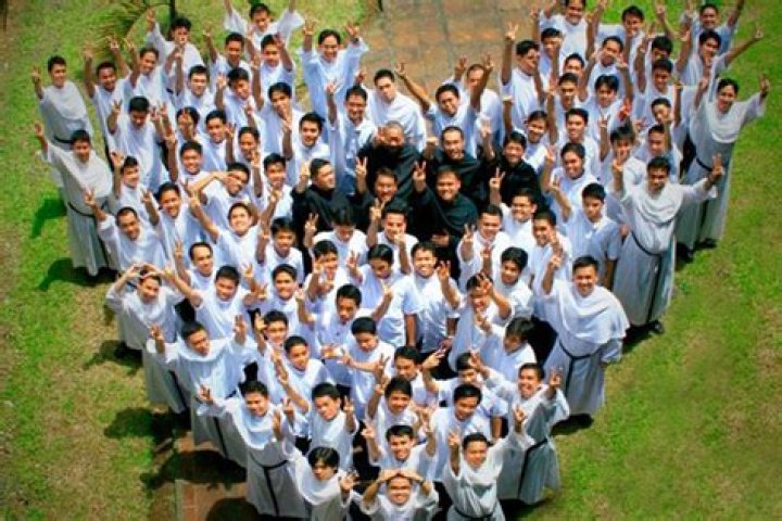 How to become an augustinian?