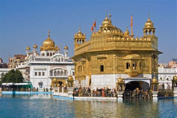 Is chamar a hindu or sikh?