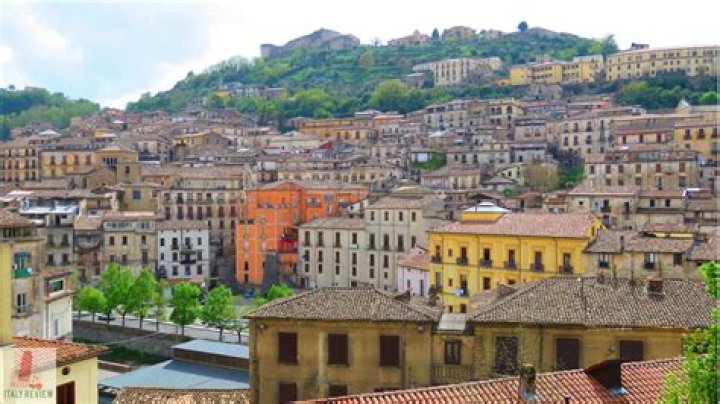 Is cosenza in calabria?