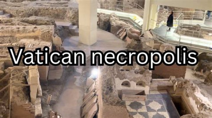 Is necropolis in english word?