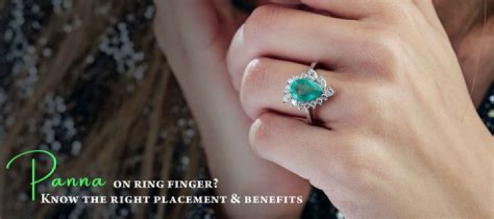 Should i wear emerald?