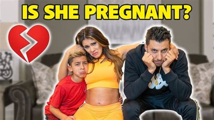 Was andrea pregnant in real life on 90210?