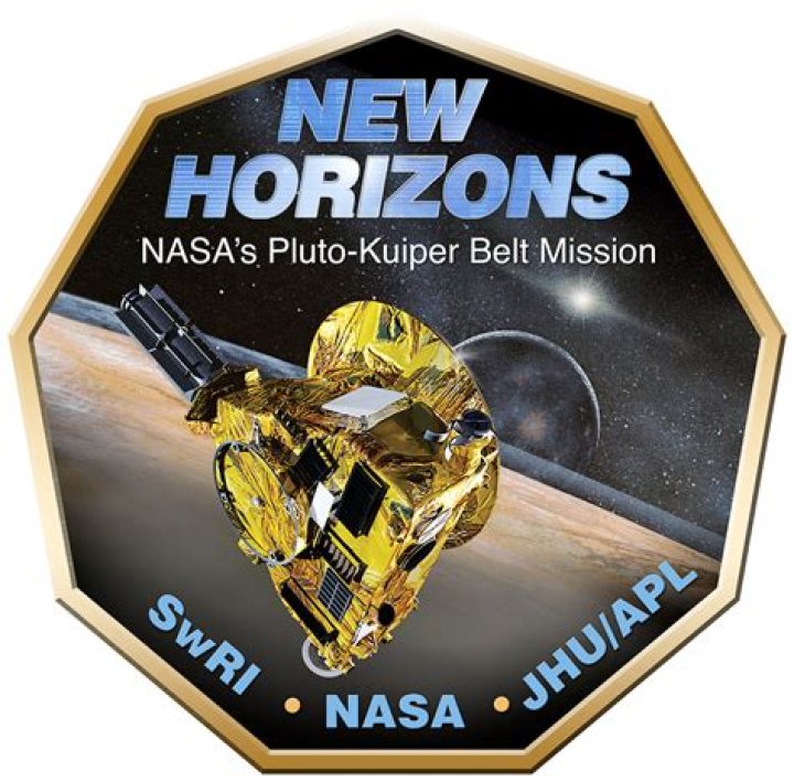 Was the new horizons mission successful?