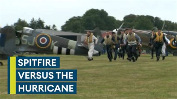 Was the spitfire better than the hurricane?