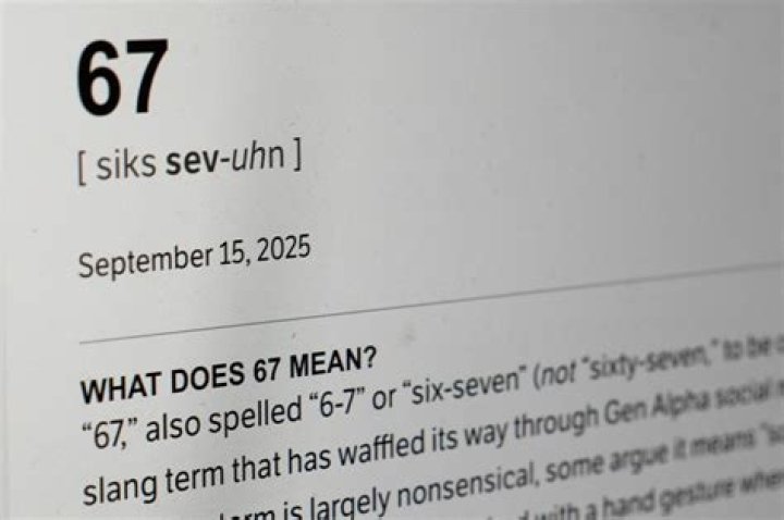 What does dirgeful mean?