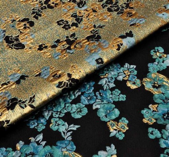 What does jacquard fabric mean?