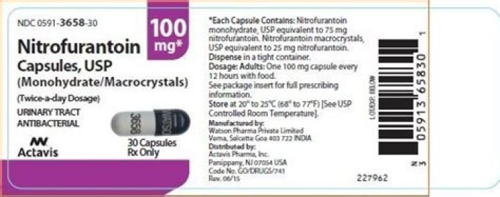 What is nitrofurantoin mono/mac 100mg caps?