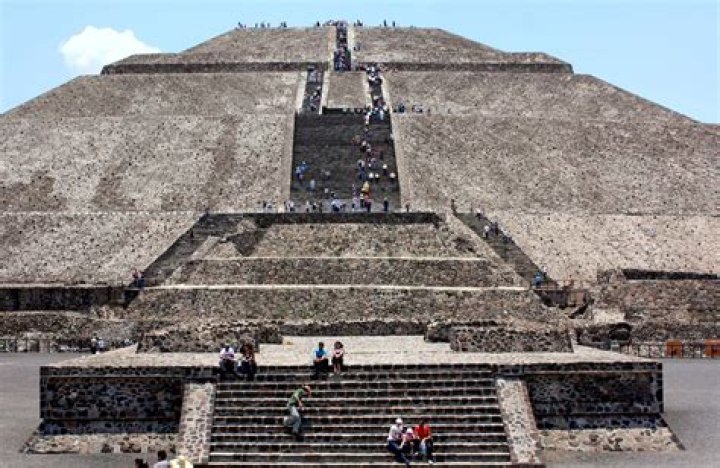 What is teotihuacan made of?