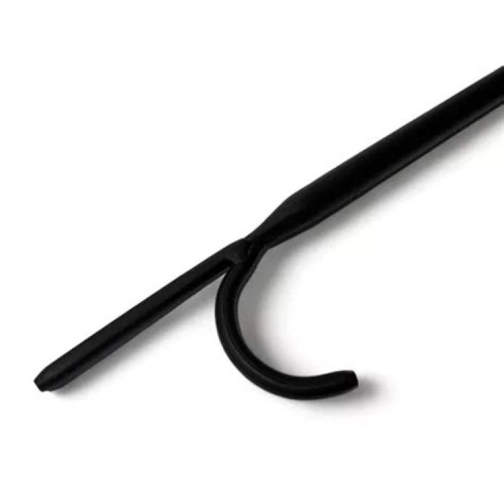 What is the meaning of fire hook?