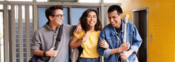 Whats a continuing student?