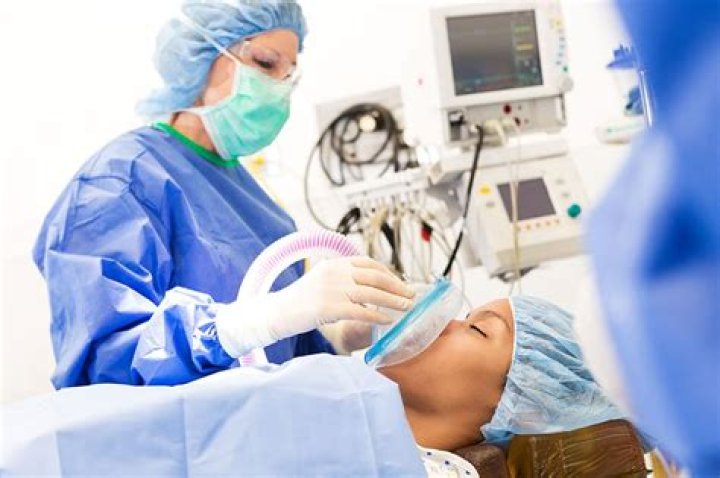 Where to study anaesthesiology?
