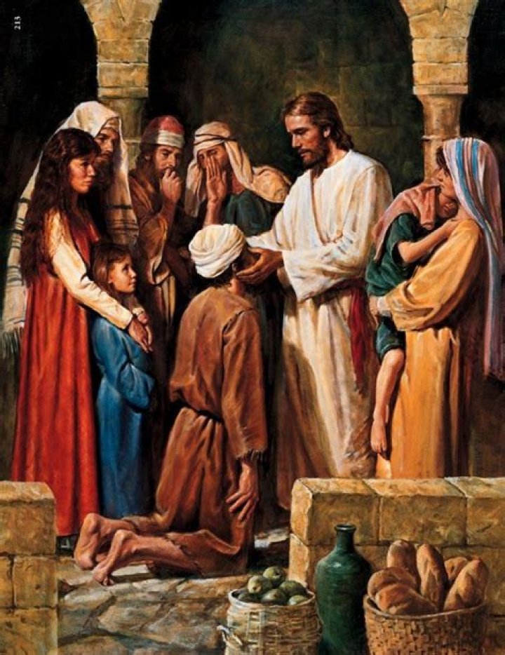 Who all did jesus heal in the bible?