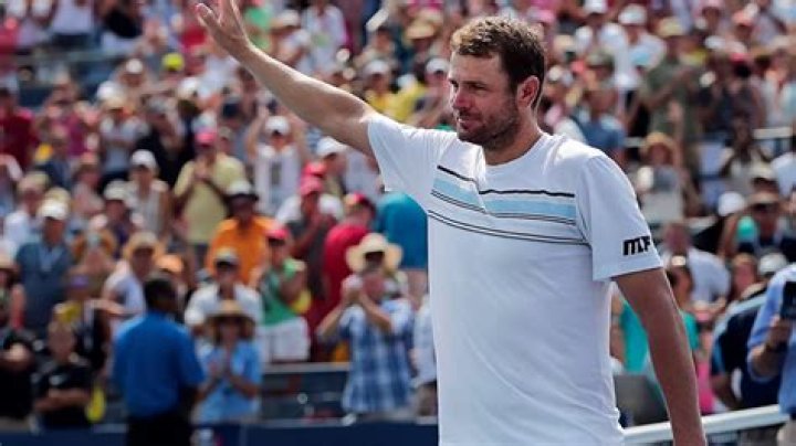 Why did mardy fish retire?