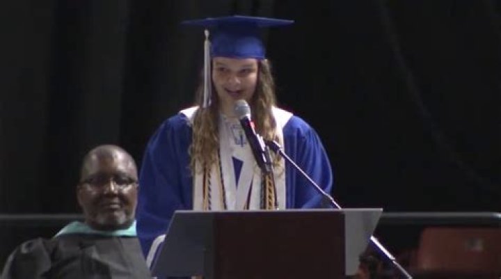 Why do valedictorians give speeches?