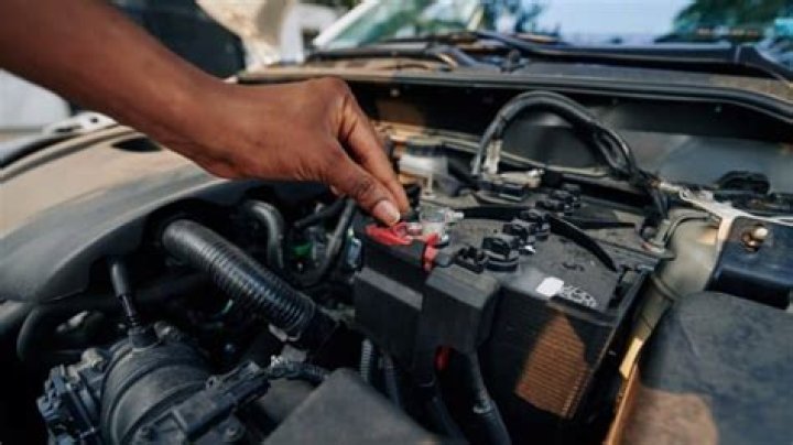 Will car start with bad battery cable?